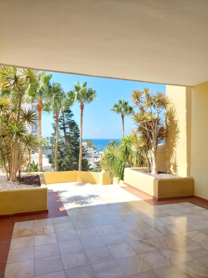 Fantastic 2 Bedrooms, Just 20 Meters From Ocean Playa de las Americas  Exterior foto