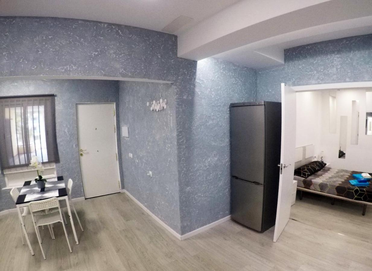 Fantastic 2 Bedrooms, Just 20 Meters From Ocean Playa de las Americas  Exterior foto